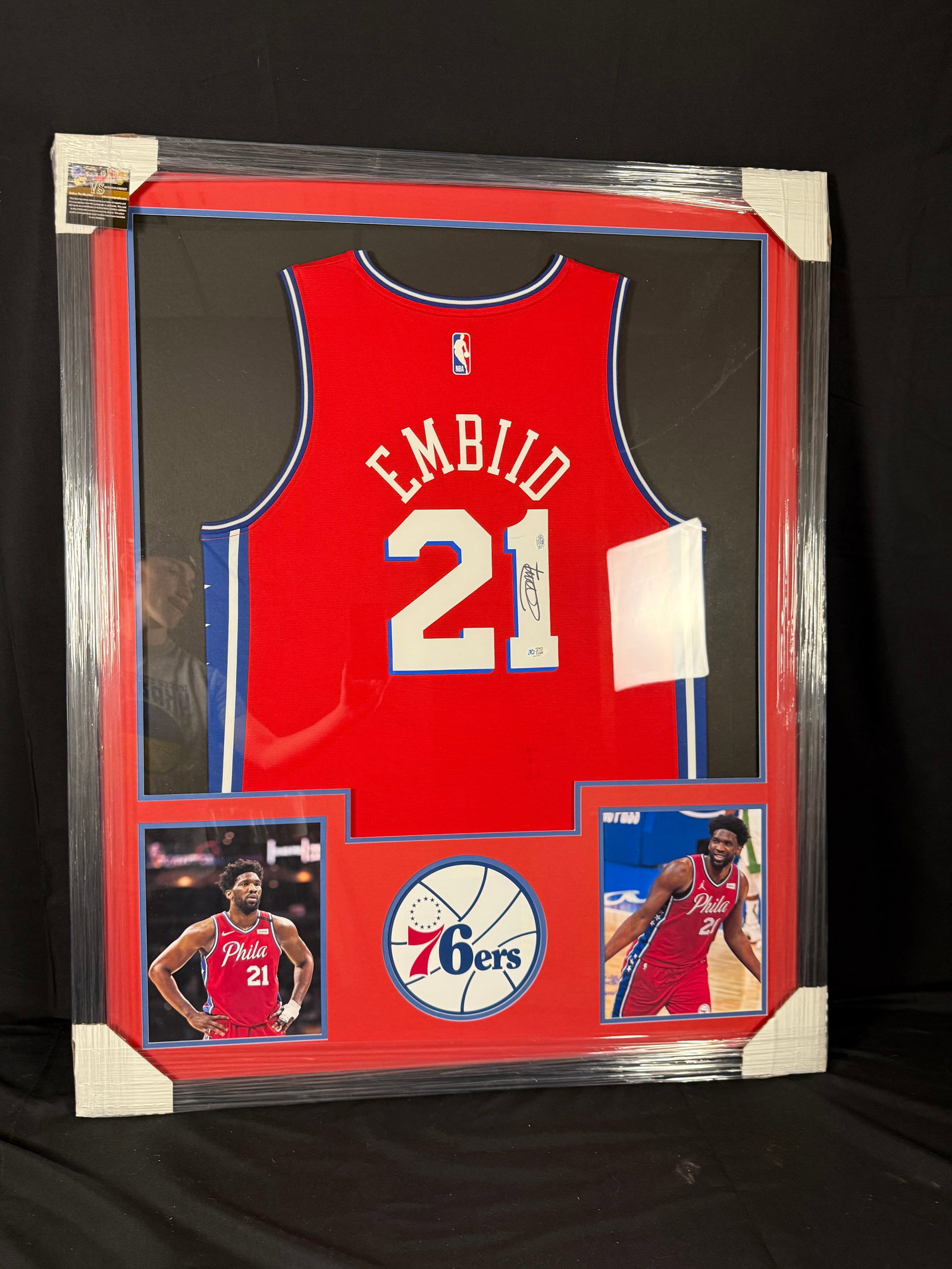Joel Embiid Signed Philidelphia 76ers Framed Jersey: Signed framed Joel Embiid Philidelphia 76ers jersey with COA
