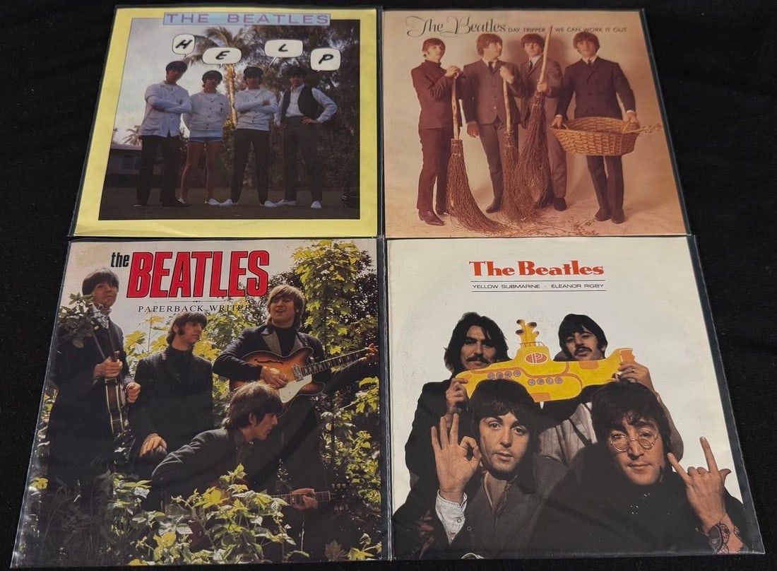 Beatles UK Parlophone Singles Collection - Help!, Day Tripper, Paperback Writer & Yellow Submarine (1 of 2)