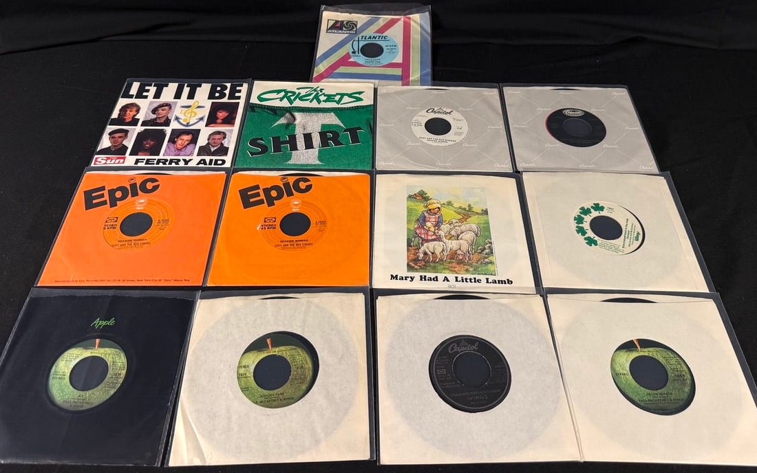 Lot of 13 Wings, Paul McCartney and related 45s (1 of 1)