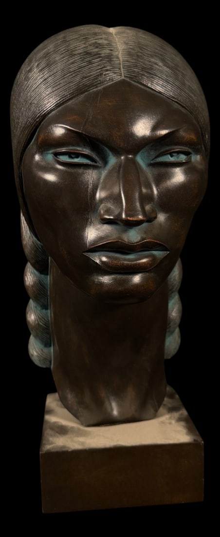M. Saravia Z. Bolivian, Carved Hardwood Bust: Full title: M. Saravia Z. Bolivian, Carved Hardwood Bust Indigenous Andean Inca Woman Signed, La Paz, circa 1960s 1970s Hand-carved from dense dark hardwood, this impressive bust depicts an