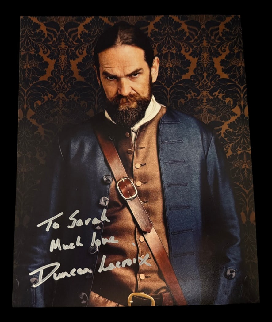 Duncan Lacroix Signed Outlander Photograph: Signed photograph of Duncan Lacroix as Murtagh Fitzgibbons Fraser from The Outlander.