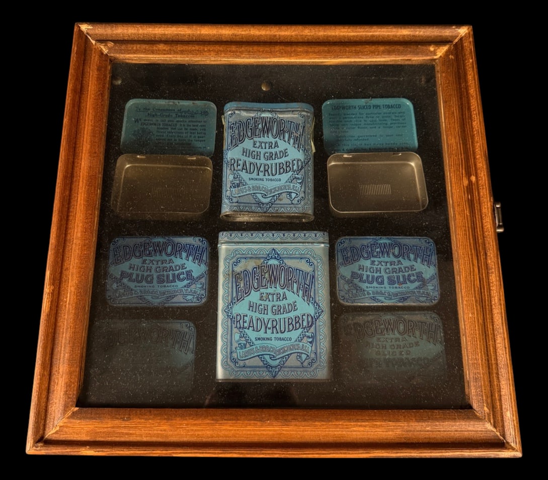 Edgeworth Tobacco Tin Display (1 of 2)