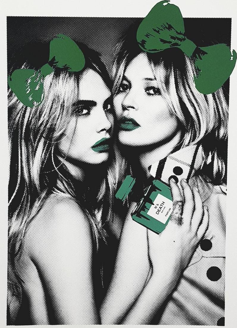 Death Nyc - Kate Moss Cara Delevingne - COA: Death Nyc (American) Lithograph on 300 gram paper With embossed dry stamp. Urban art. Work done in 2019 Signed in pencil by the artist. Limited edition and numbered A / P Sheet Size 45cm x 32cm (17.72