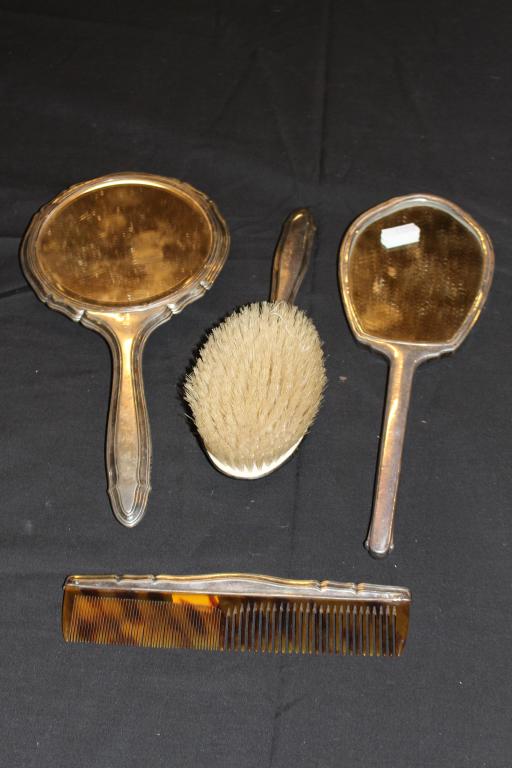 4 Pieces of Birmingham Silver : Dressing Table Mirrors,: 4 Pieces of Birmingham Silver : Dressing Table Mirrors, Brush and Comb