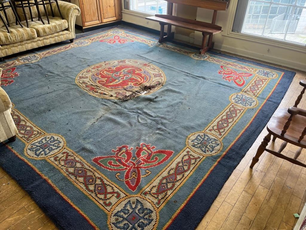 Large Wool Donegal Rug (as found) (427 cm x 405cm) (1 of 4)