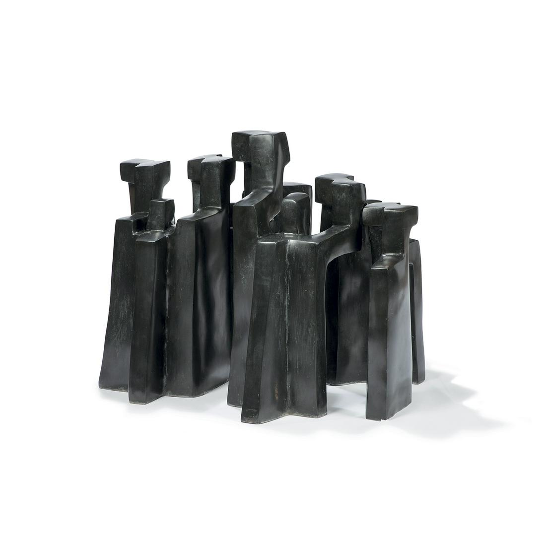 PARVINE CURIE (NÉE EN 1938) MÈRE PROCESSION, 1972: ¤ PARVINE CURIE (NÉE EN 1938) MÈRE PROCESSION, 1972 Épreuve en bronze à patine noire, figurant un groupe d'une vingtaine de personnages stylisés, non signée. A bronz