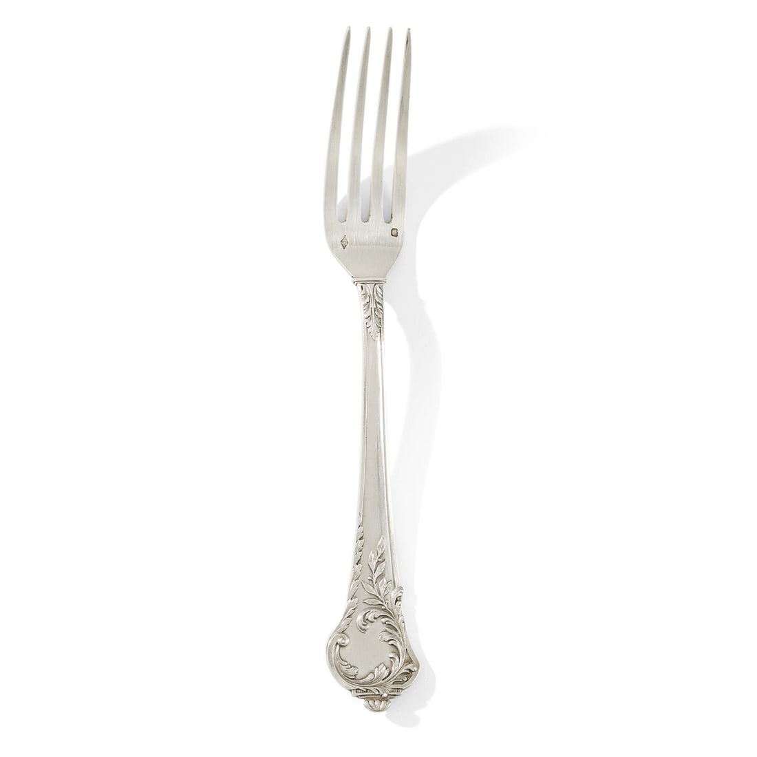 DOUZE FOURCHETTES, DOUZE CUILLÈRES ET UNE LOUCHE EN ARGENT (950), ORFÈVRE ALPHONSE DEBAIN: DOUZE FOURCHETTES, DOUZE CUILLÈRES ET UNE LOUCHE EN ARGENT (950), ORFÈVRE ALPHONSE DEBAIN (1883-1911), PARIS, FIN DU XIXe, DÉBUT DU XXe SIÈCLE modèle à contours et feuill