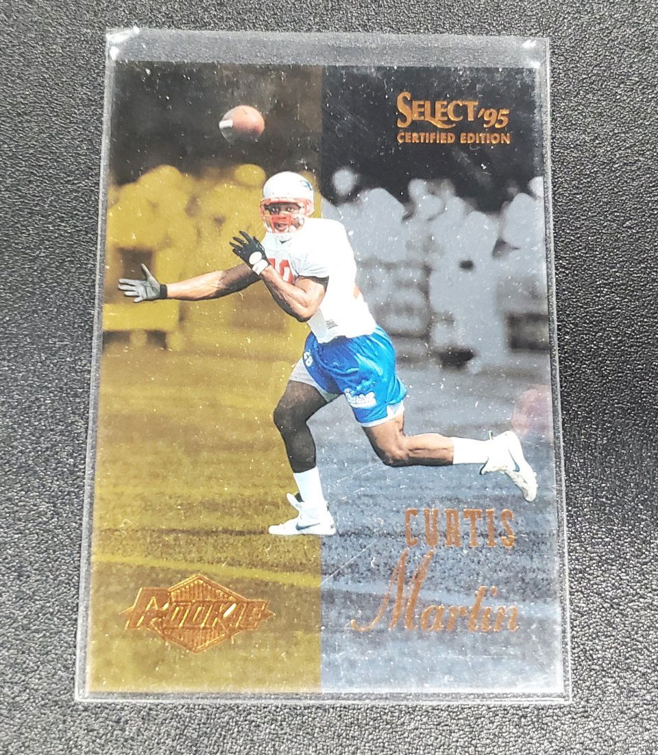 1995 Select Certified Football Card #117 Curtis Martin (1 of 1)