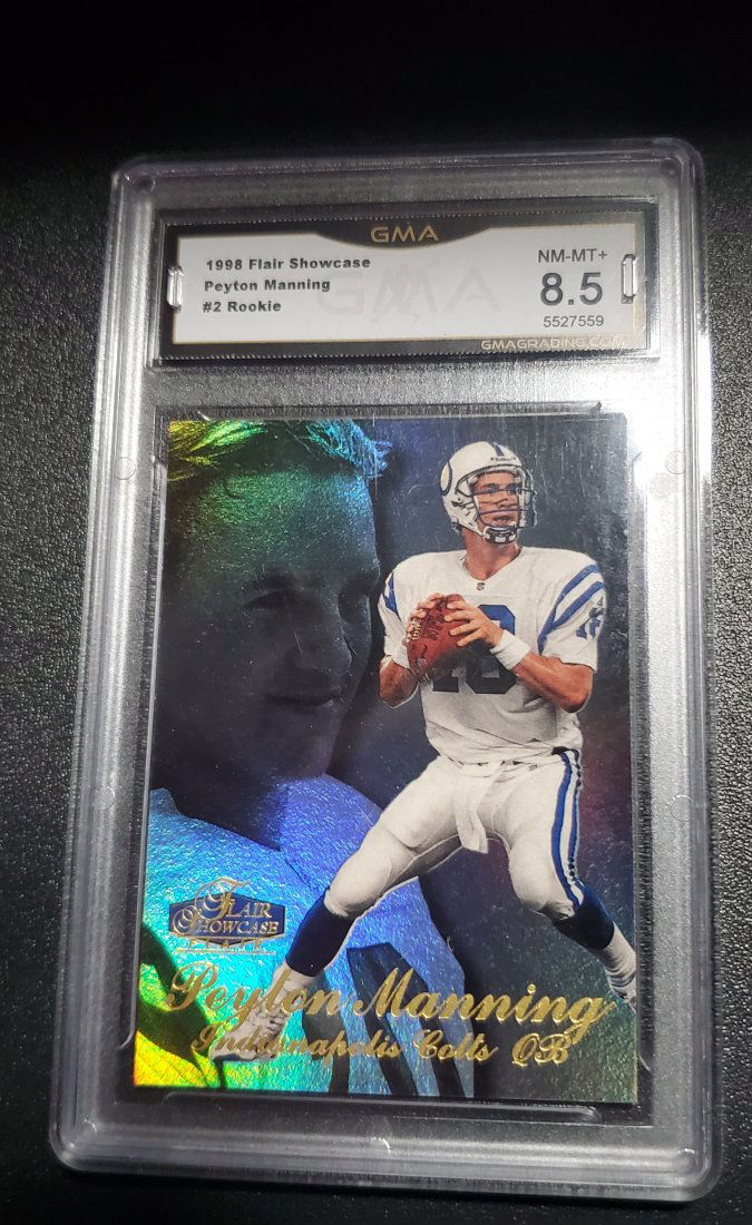 PEYTON MANNING~1998 FLAIR SHOWCASE GMA-8.5 NM/MT+ HOT R (1 of 1)