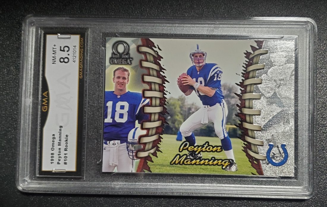 1998 Pacific Omega Peyton Manning ROOKIE RC 101 GMA 8.5: 1998 Pacific Omega Peyton Manning ROOKIE RC #101 GMA 8.5