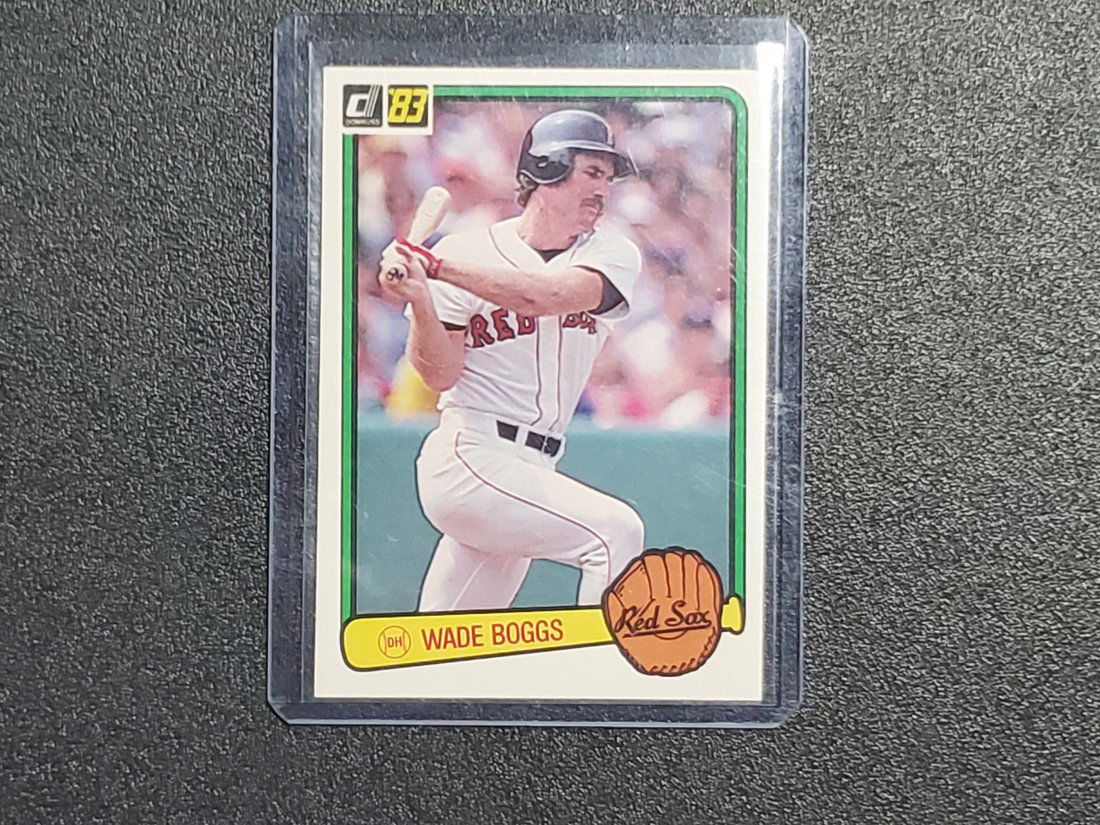 1983 DONRUSS WADE BOGGS RC #586 ROOKIE CARD HOF  CENTER (1 of 1)