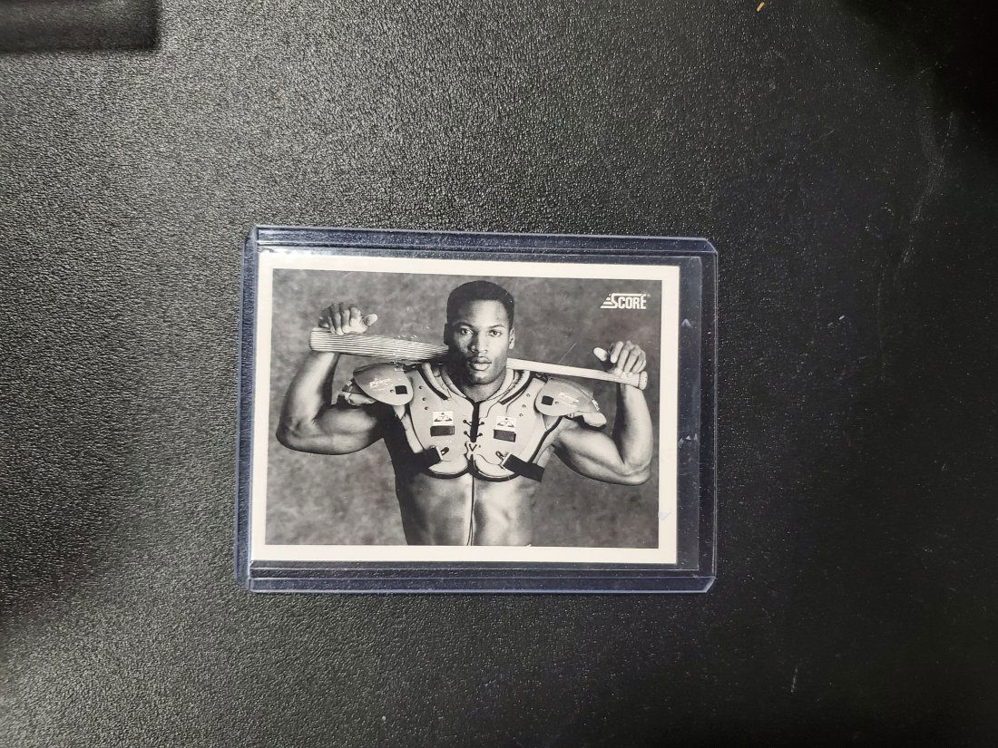 1990 Score #697 Bo Jackson B&W Rc MT FB/BB Rookie Baseb: 1990 Score #697 Bo Jackson B&W Rc MT FB/BB Rookie Baseball Card Football