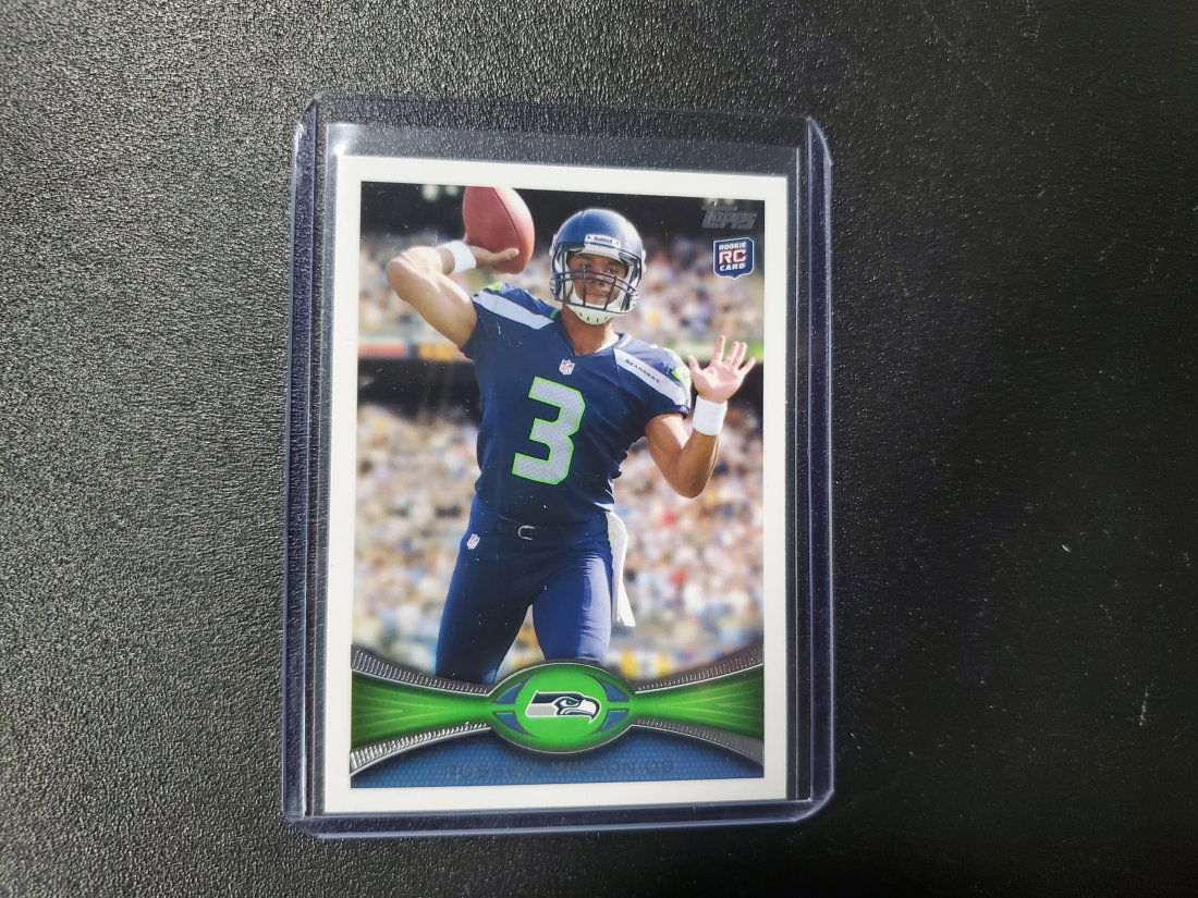 RUSSELL WILSON 2012 TOPPS FOOTBALL #165 RC ROOKIE CARD (1 of 1)