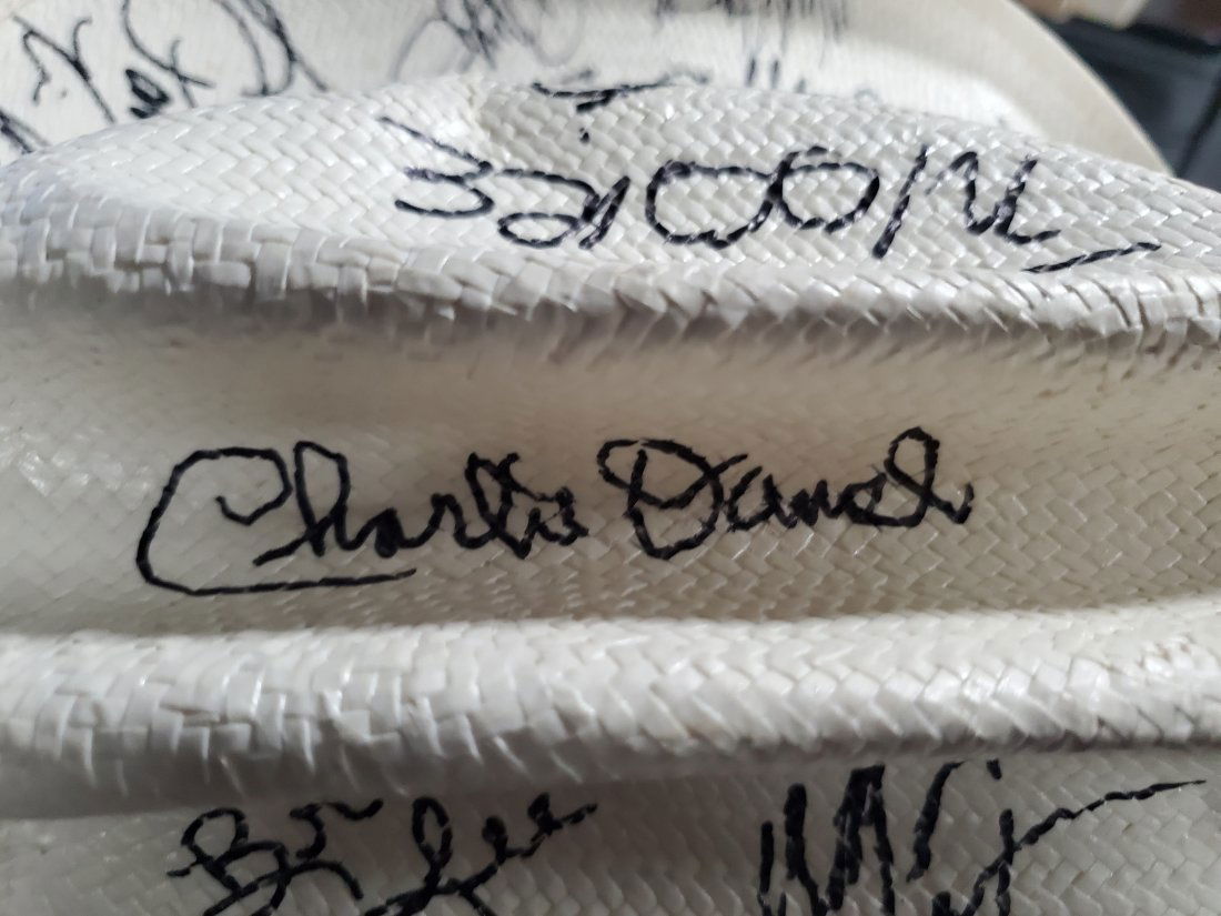 Cowboy Hat signed by 24+ Country Stars Trisha Yearwood (1 of 8)