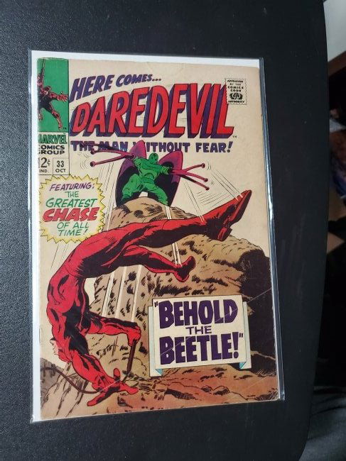Daredevil #33 (Marvel 1967) vs Beetle - Stan Lee Story (1 of 1)