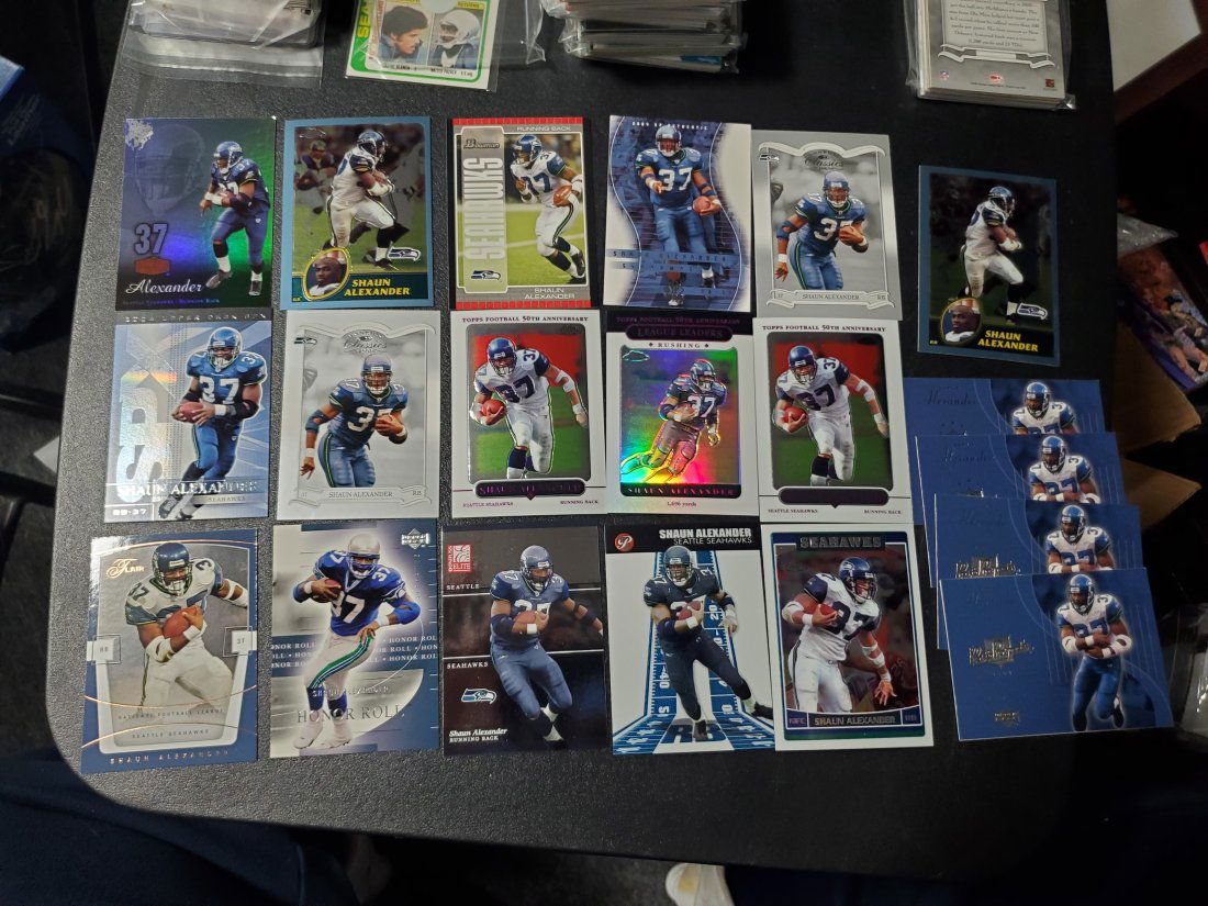 20 Shaun Alexander cards including refractor Seattle (1 of 1)