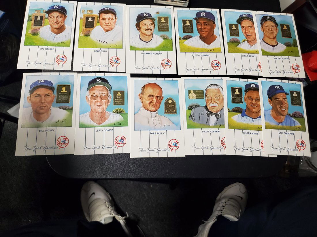 New York Yankees Monument Park 12-Card Post Card Set! # (1 of 1)