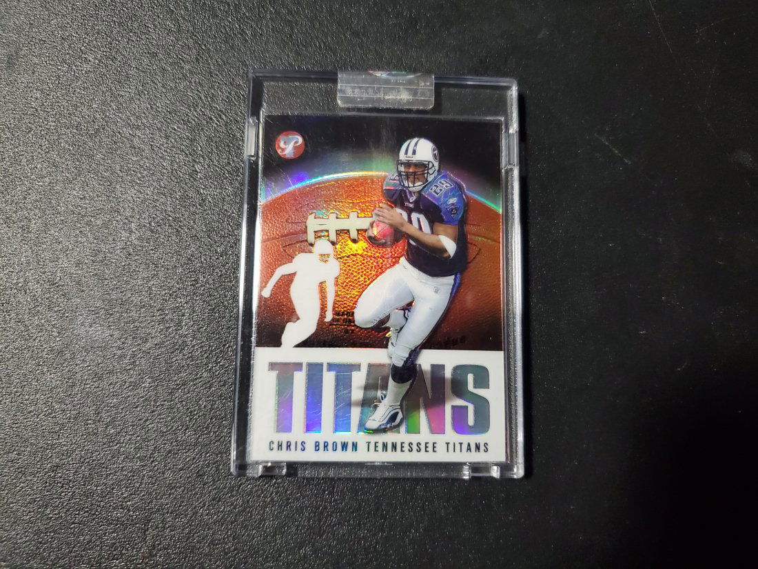 2003 Topps Pristine # 72 Refractor Chris Brown Titans R (1 of 1)