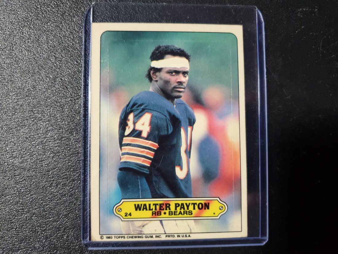 1983 Topps Sticker Inserts #24 Walter Payton CHICAGO BE (1 of 1)