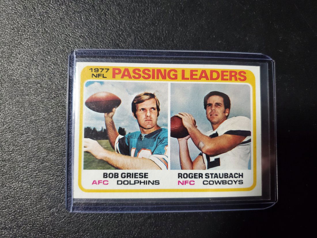 1978 Topps Roger Staubach Bob Griese 1977 Passing Leade (1 of 1)