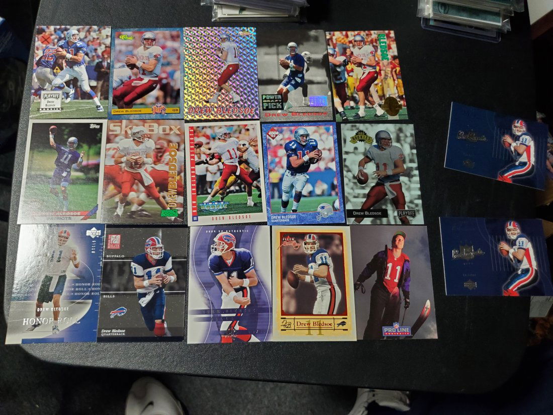 17 Drew Bledsoe Cards including 8 rookies Patriots, (1 of 1)