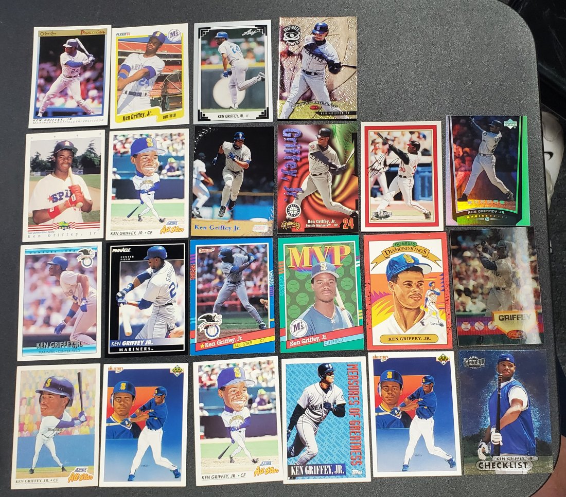 23 Ken Griffey Jr Cards  See photos (1 of 1)