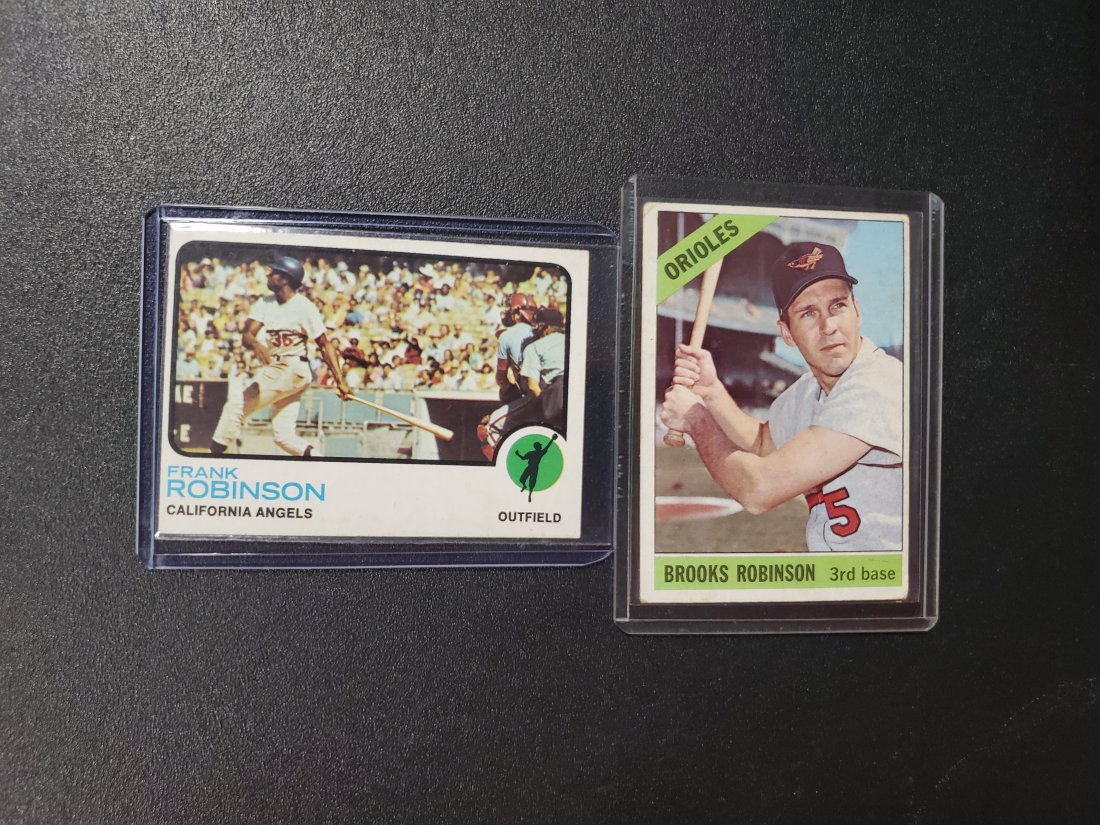 66 Brooks Robinson 73 Frank Robinson cards  See photos (1 of 1)
