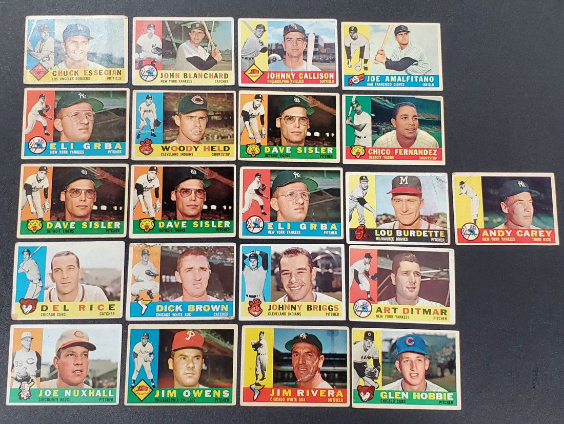 21 1960 Baseball Cards in various conditions  See Photo (1 of 1)