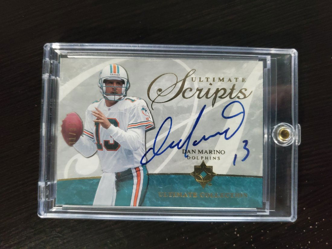 2006 Ultimate Collection Scripts Dan Marino Autograph (1 of 1)