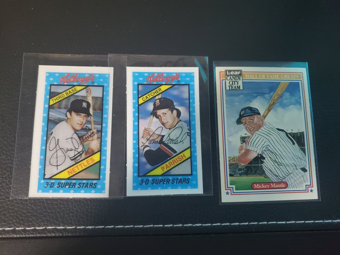 3â€”Mike Mantle 1987 Leaf, and 2 Kelloggâ€™s cards (1 of 1)