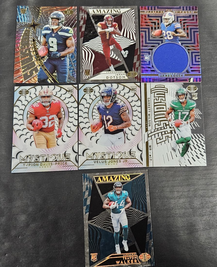 7 rookie cards, TravonWalker, Tyrion Davis,Velus Jones, Garrett Wilson,Kenneth Walker,Jahan Dotson,: 7 rookie cards, TravonWalker, Tyrion Davis,Velus Jones, Garrett Wilson,Kenneth Walker,Jahan Dotson, James Cook.