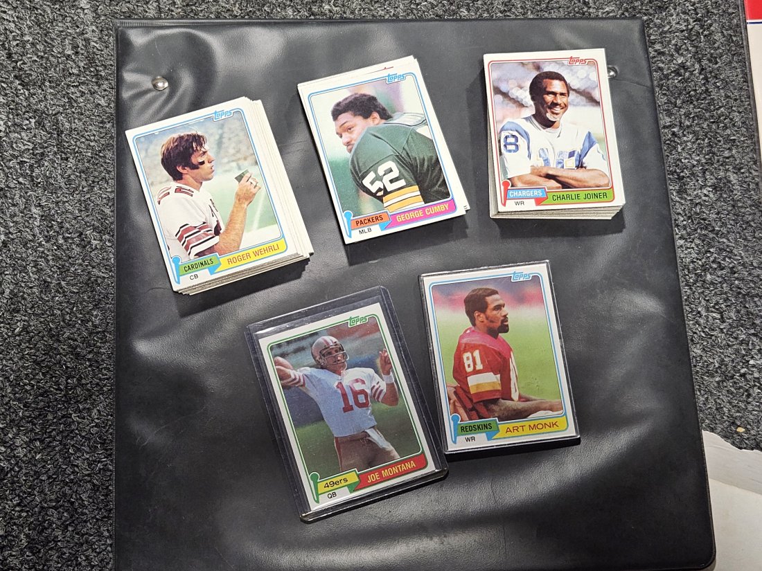 1981 Topps Complete 528 Card set Montana Rookie: 1981 Topps Complete 528 Card set Montana Rookie