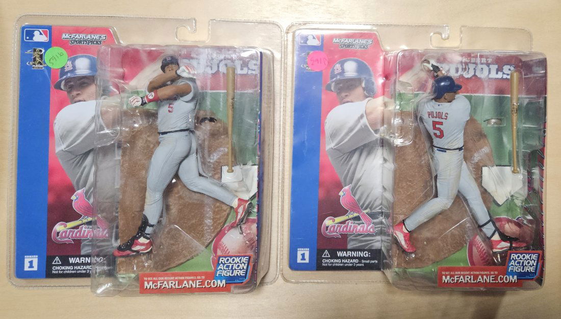 2 Albert Pujols Rookie McFarlane Action Figure with Variant Rookie (1 of 1)