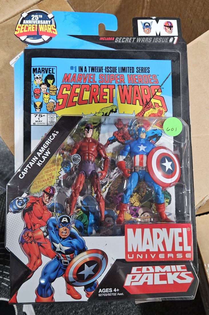 2009 MARVEL UNIVERSE Comic Packs CAPTAIN AMERICA & KLAW Secret Wars Issue #1 (1 of 1)