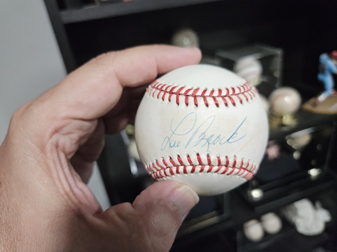 Lou Brock autographed baseball (1 of 1)