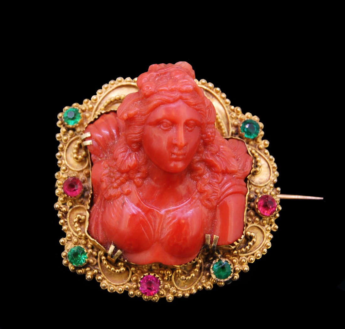 IMPORTANT ANTIQUE CORAL CAMEO BROOCH (1 of 4)