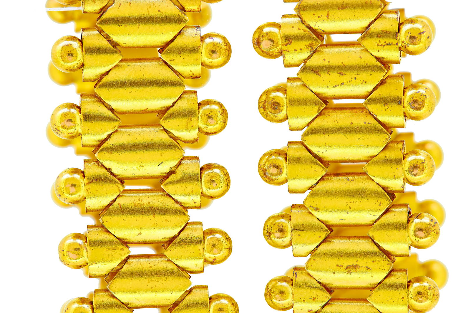 PAIR OF 19th CENTURY LINK BRACELETS: PAIR OF 19TH CENTURY FANCY LINK BRACELETS, the bracelets can link together as a necklace. L. 18.2 cm. 62 grams. With a fitted box.