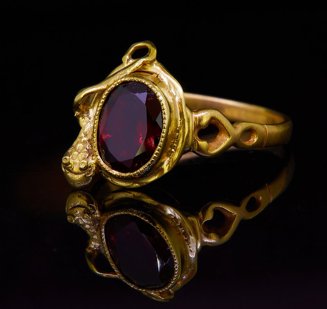 GARNET SET SNAKE RING (1 of 1)