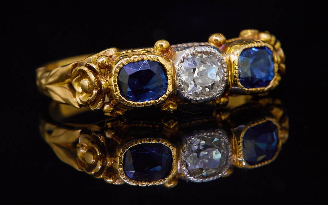 SAPPHIRE AND DIAMOND 3-STONE RING (1 of 1)