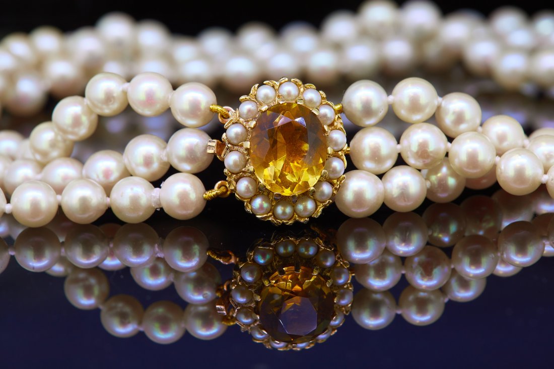 3-ROW PEARL NECKLACE WITH A CITRINE CLASP (1 of 2)