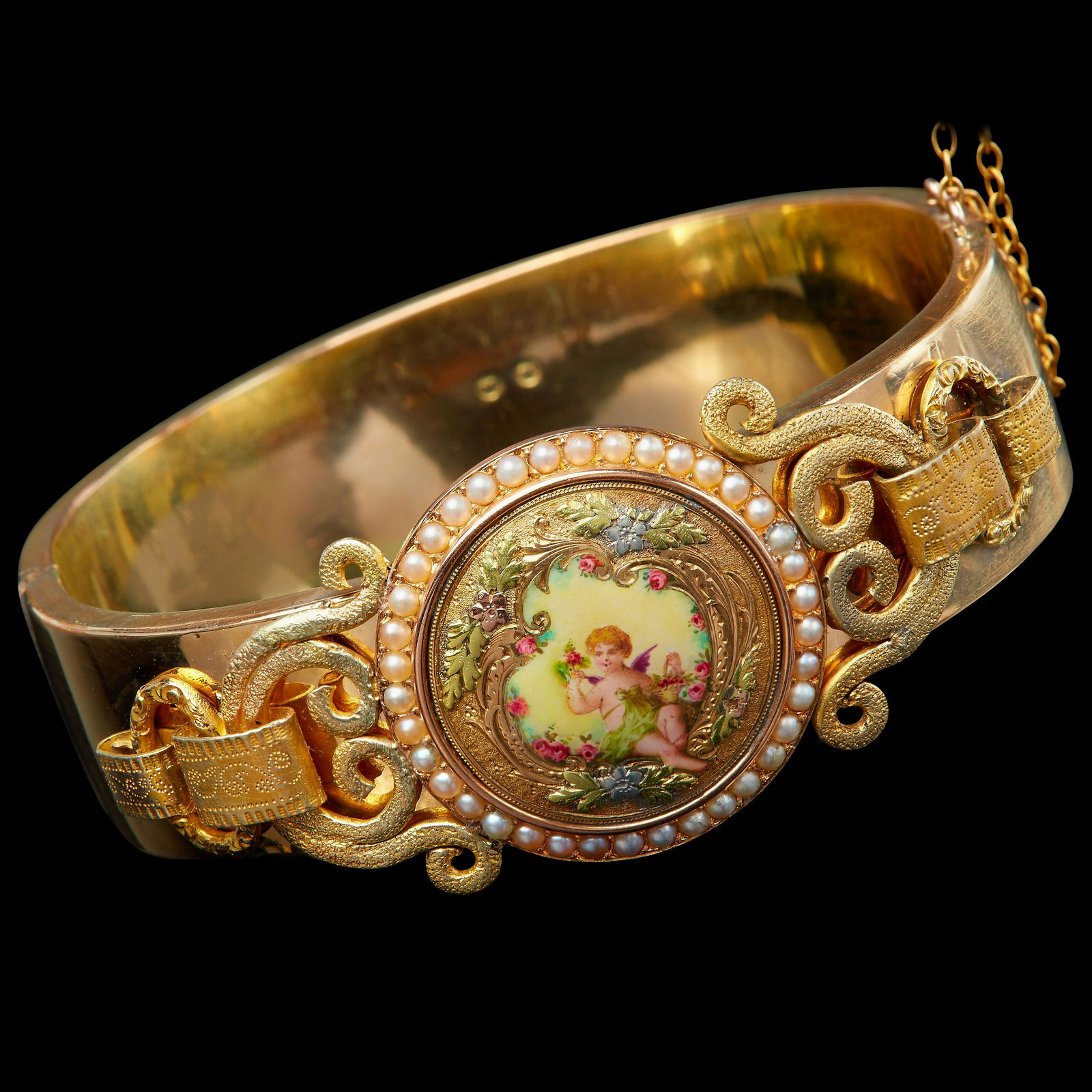 VICTORIAN ENAMEL HINGED BANGLE (1 of 1)