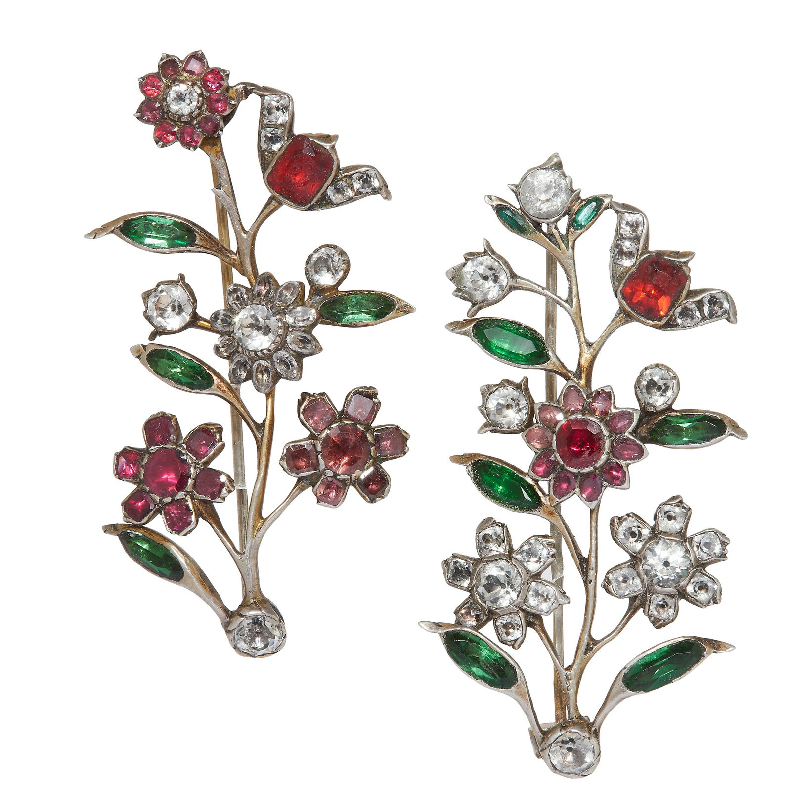 PAIR OF GEORGIAN FLORAL BROOCHES (1 of 2)