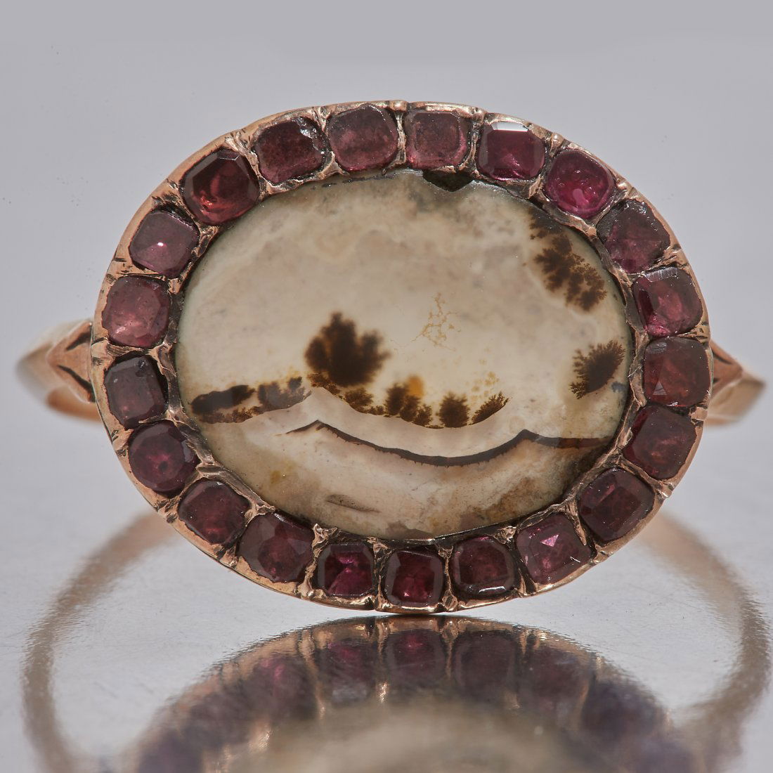 GEORGIAN DENDRITIC AGATE AND GARNET RING (1 of 2)