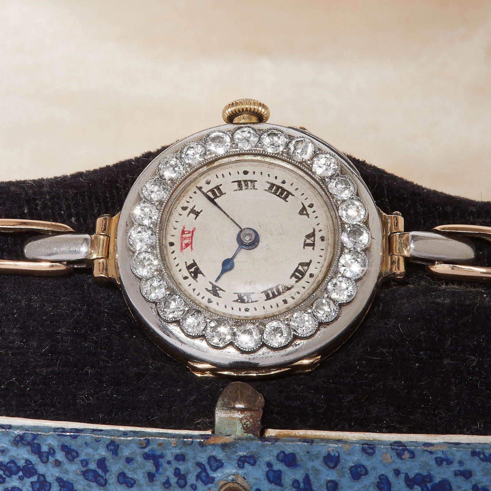 DIAMOND WRIST WATCH (1 of 1)