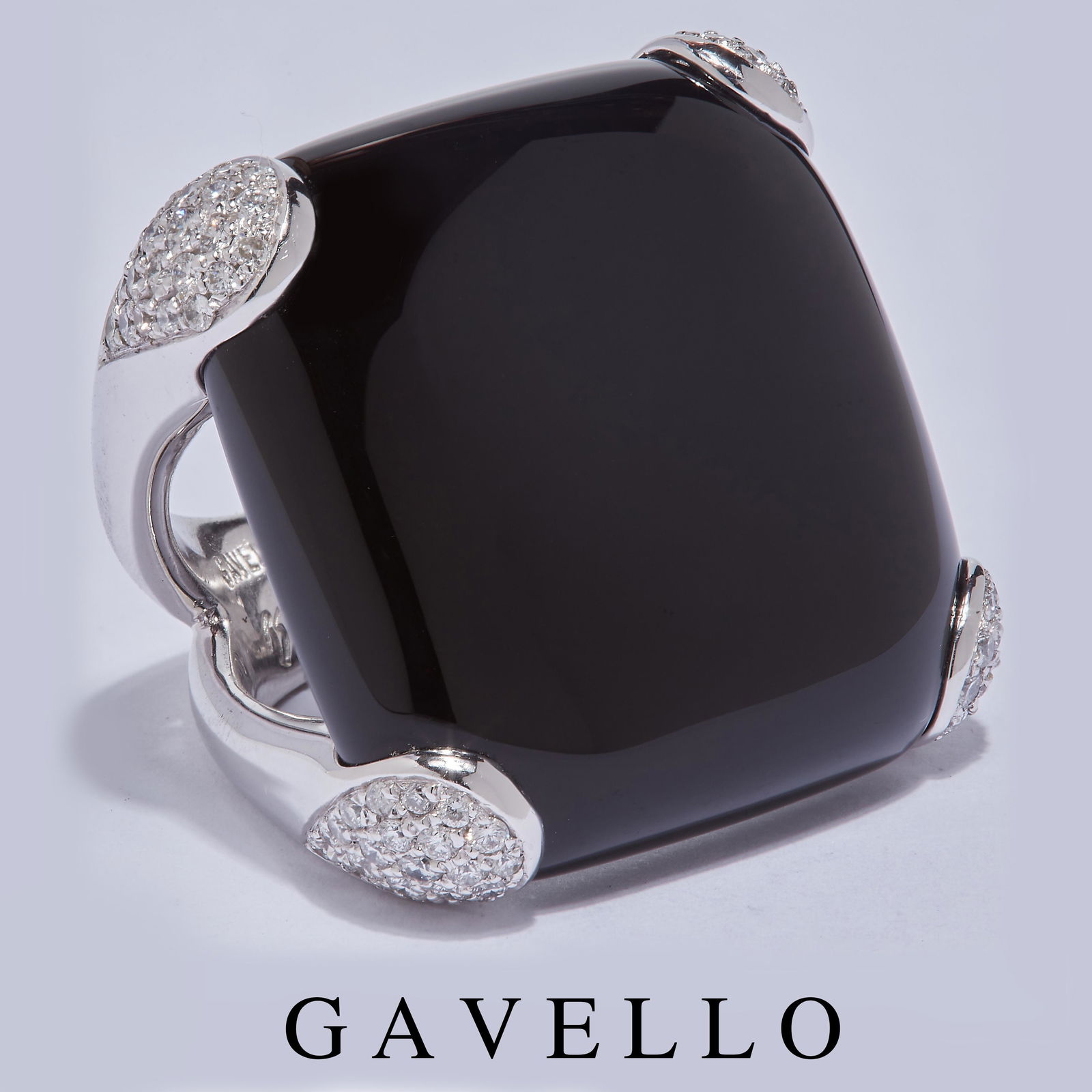 NO RESERVE, GAVELLO, ONYX AND DIAMOND RING (1 of 1)