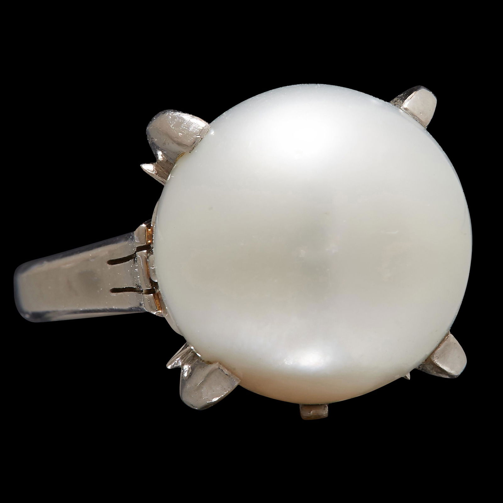 SOUTH SEA PEARL SOLITAIRE RING (1 of 1)