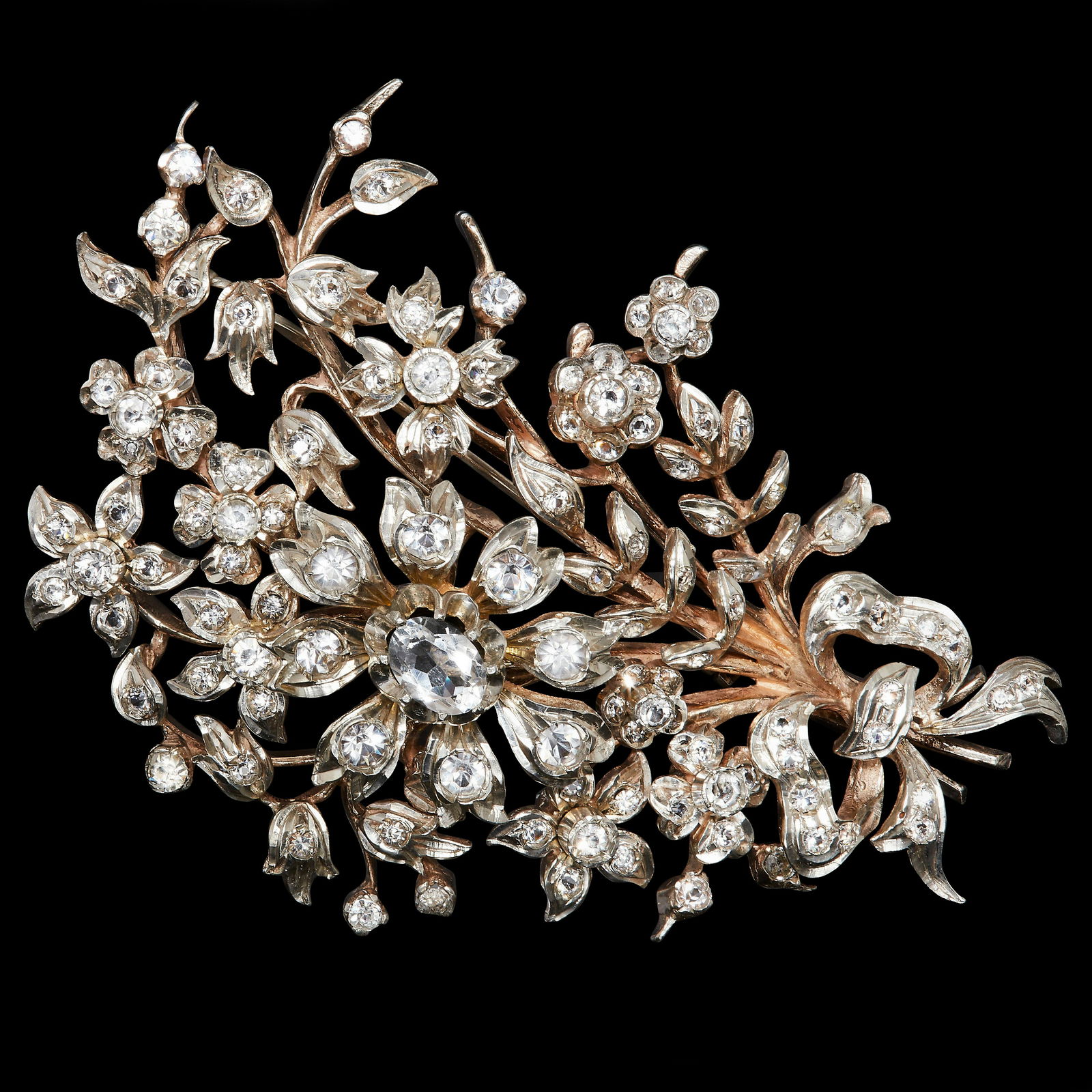 ANTIQUE FLORAL SPRAY BROOCH (1 of 1)