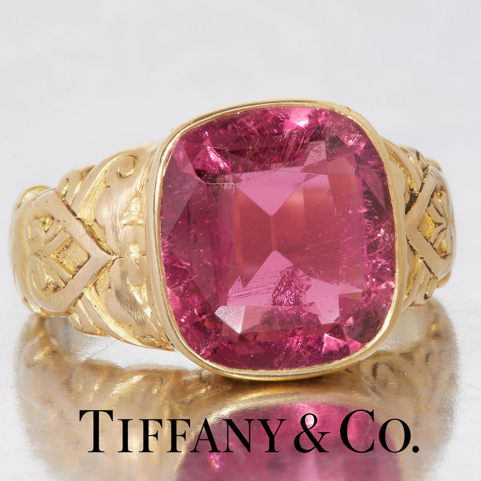 TIFFANY & CO, RUBELLITE TOURMALINE RING (1 of 1)