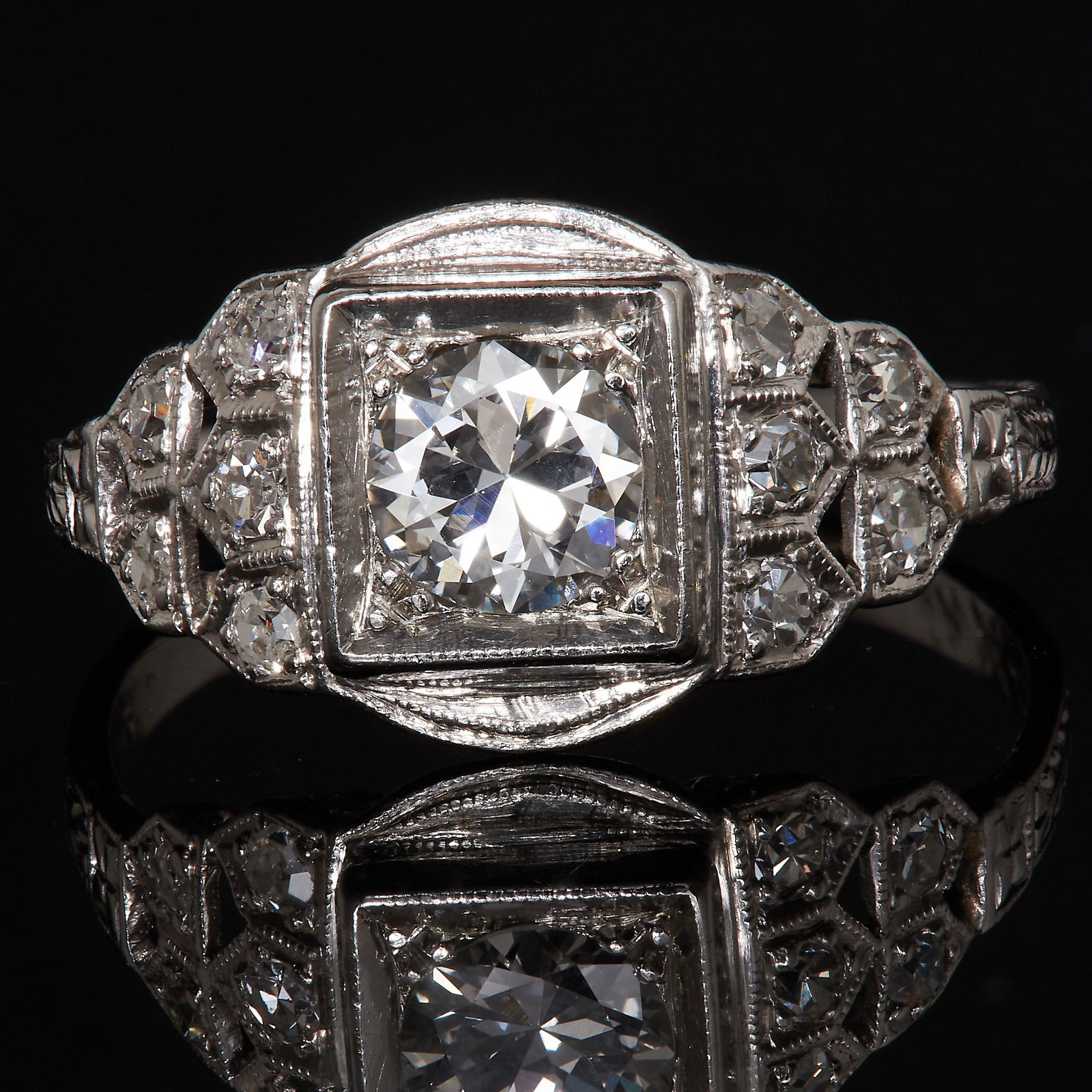 DIAMOND PLATINUM RING (1 of 1)