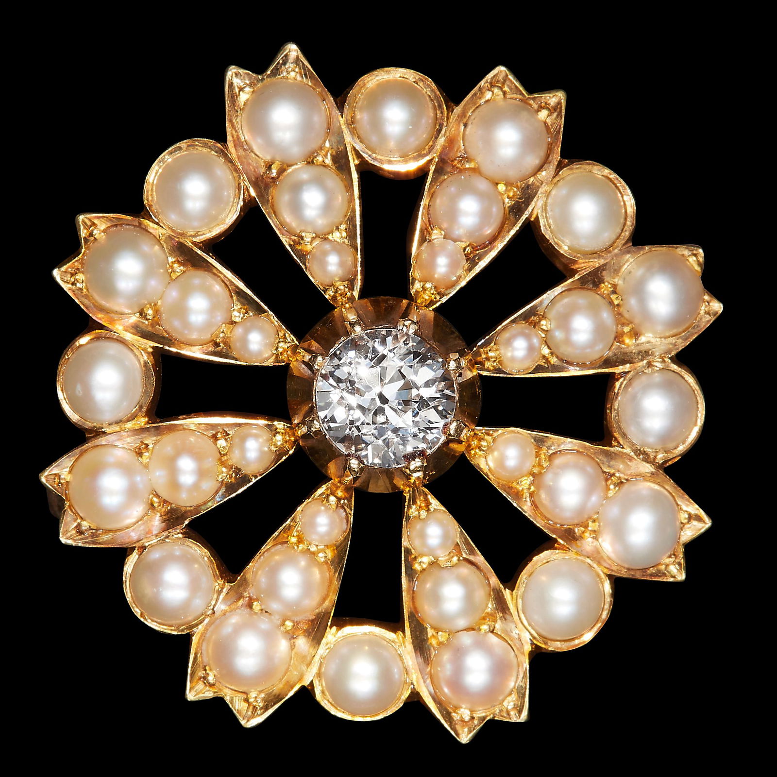 EDWARDIAN DIAMOND AND PEARL CIRCULAR BROOCH (1 of 1)